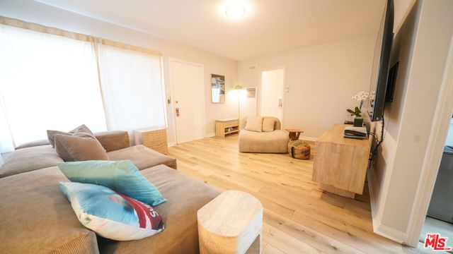 2033 Euclid Street 7, Santa Monica, CA 90405