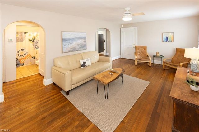 419 26th ST, Virginia Beach, VA 23451