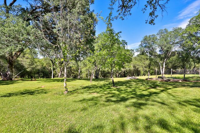 3840 Greenstone Rd, Placerville, CA 95667