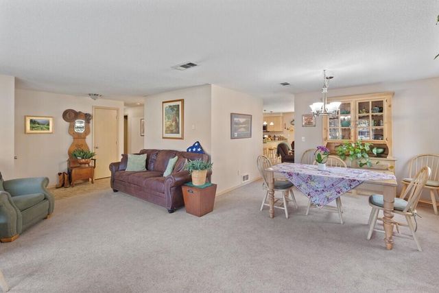 1116 SW Spruce Street, Grants Pass, OR 97526