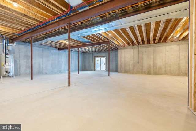 102 RAILROAD AVE, Chalfont, PA 18914