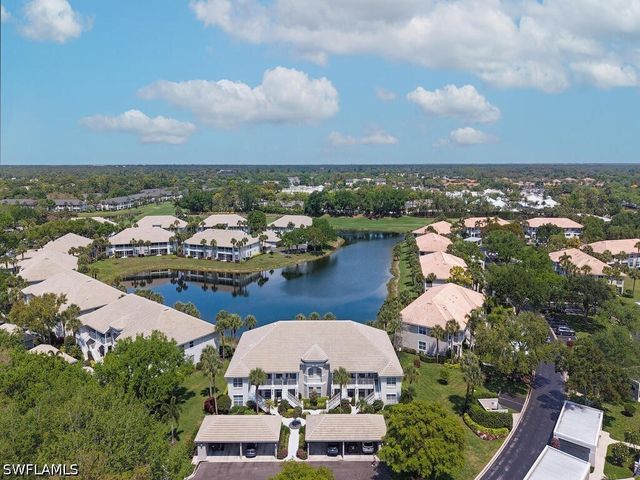 2285 Harmony LN 104, Naples, FL 34109