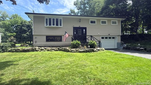 128 Shear Hill Road, Mahopac, NY 10541