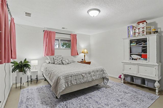 732 Community Drive, Battle Creek, MI 49014