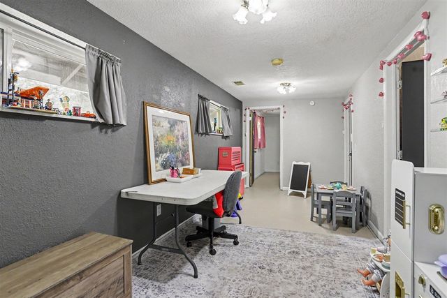 732 Community Drive, Battle Creek, MI 49014