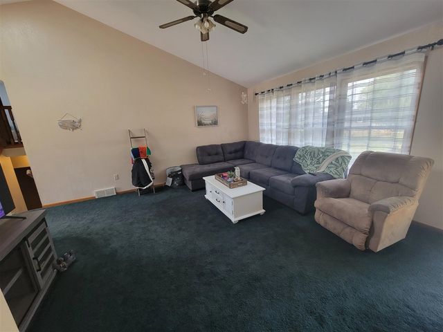 1055 Miller, Plainwell, MI 49080