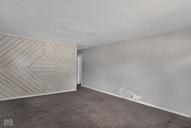 4140 Mellis Drive, Indianapolis, IN 46235