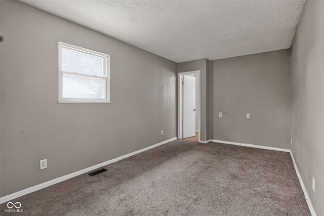 4140 Mellis Drive, Indianapolis, IN 46235