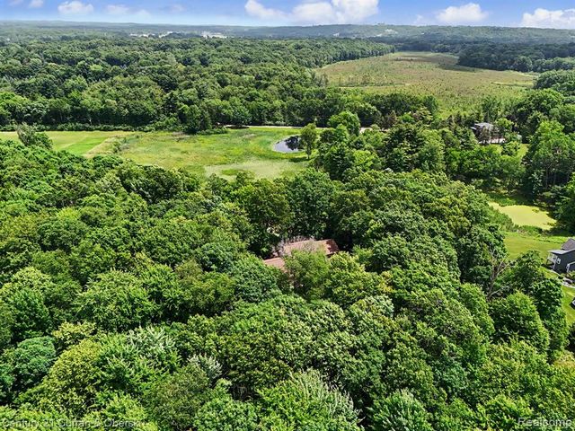 11349 Philway Court, Brighton, MI 48114