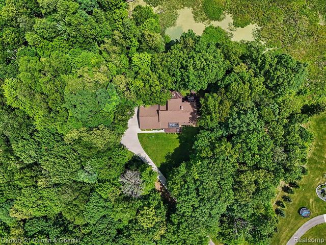 11349 Philway Court, Brighton, MI 48114