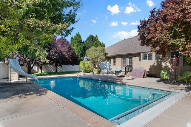 11474 S JORDAN FARMS RD, South Jordan, UT 84095
