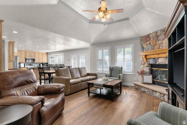 11474 S JORDAN FARMS RD, South Jordan, UT 84095