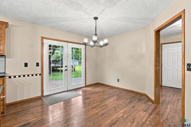 27091 Mariah Pl Place, Harrisburg, SD 57032
