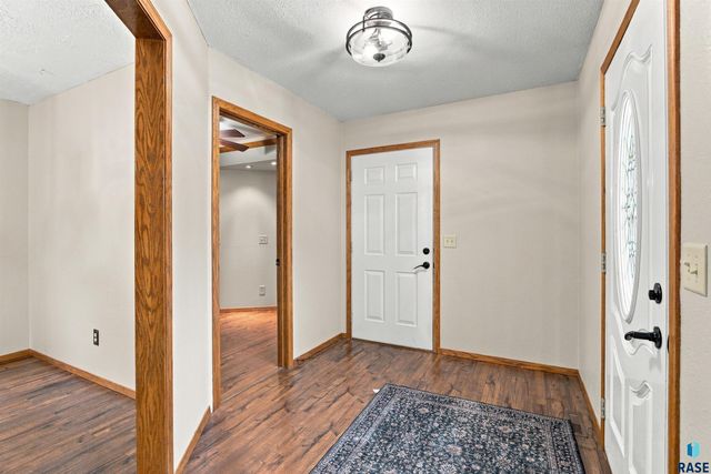 27091 Mariah Pl Place, Harrisburg, SD 57032