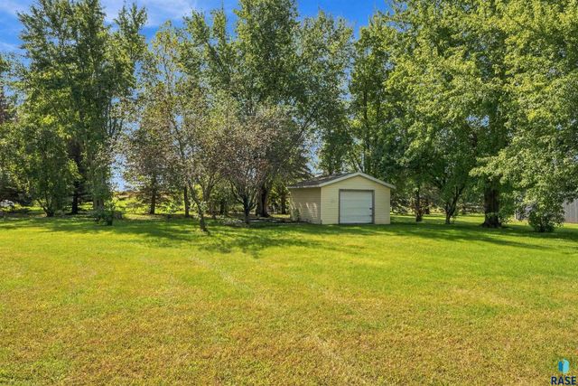 27091 Mariah Pl Place, Harrisburg, SD 57032