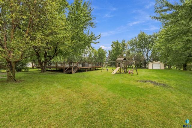 27091 Mariah Pl Place, Harrisburg, SD 57032