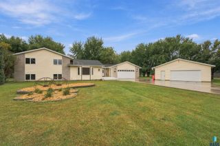 27091 Mariah Pl Place, Harrisburg, SD 57032