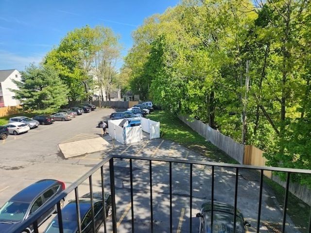 80 Stanton St 36, Worcester, MA 01605