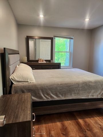 80 Stanton St 36, Worcester, MA 01605