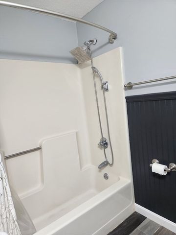 80 Stanton St 36, Worcester, MA 01605