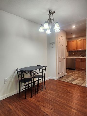 80 Stanton St 36, Worcester, MA 01605