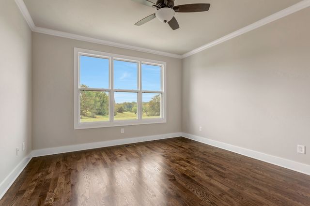 1561 John Sharp Rd, Spring Hill, TN 37174