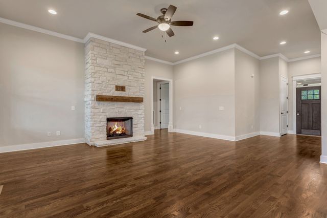 1561 John Sharp Rd, Spring Hill, TN 37174