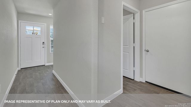 208 RAYMONDVILLE PATH, San Marcos, TX 78666