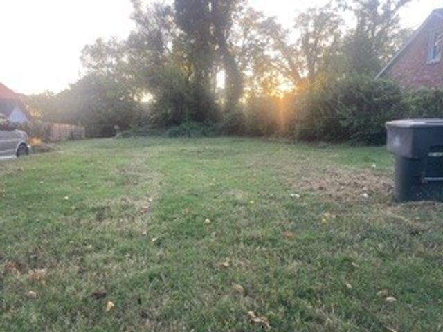2105 14th Ave, N, Nashville, TN 37208