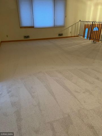 10320 Balsam Lane, Eden Prairie, MN 55347