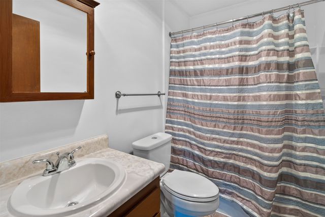 201 22nd Avenue SW, Altoona, IA 50009