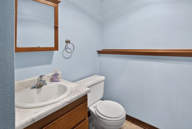 201 22nd Avenue SW, Altoona, IA 50009
