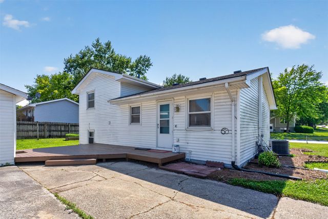 201 22nd Avenue SW, Altoona, IA 50009
