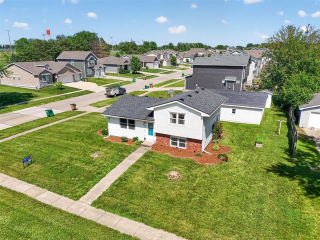 201 22nd Avenue SW, Altoona, IA 50009