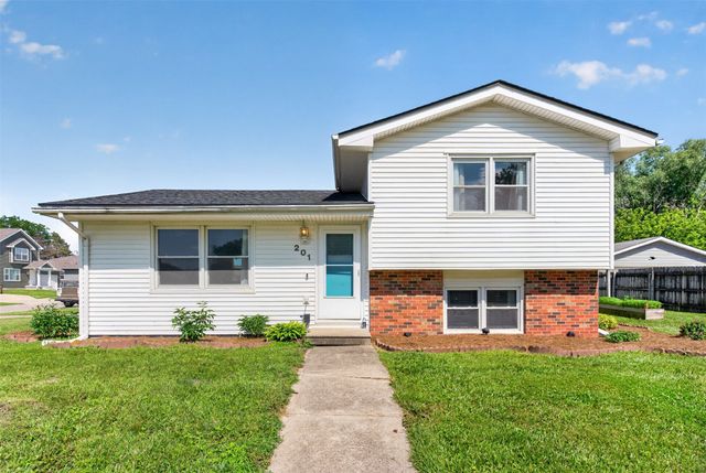 201 22nd Avenue SW, Altoona, IA 50009