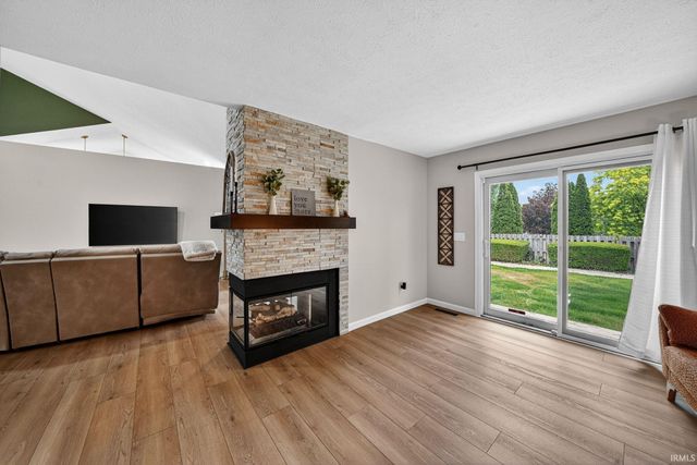 51679 Stoneham Way, Granger, IN 46530