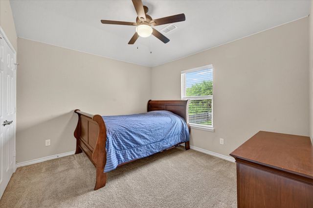 5920 Ivy Glen Drive, Grand Prairie, TX 75052