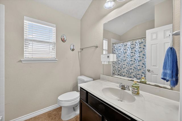 5920 Ivy Glen Drive, Grand Prairie, TX 75052