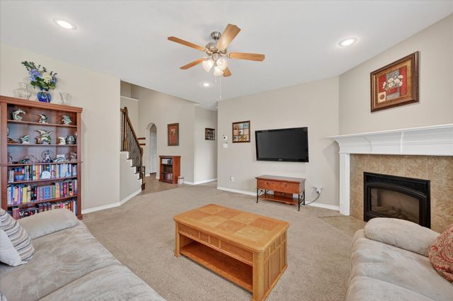 5920 Ivy Glen Drive, Grand Prairie, TX 75052