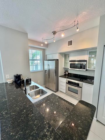225 NE 1st Street 405, Delray Beach, FL 33444