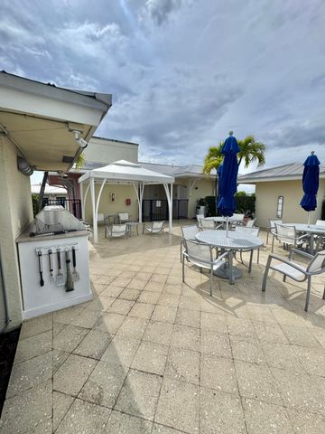 225 NE 1st Street 405, Delray Beach, FL 33444