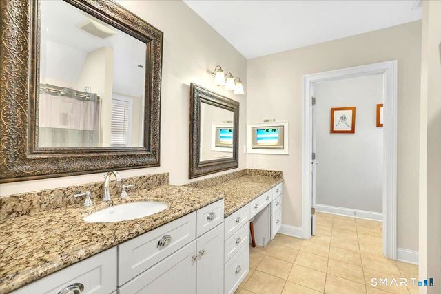 26 Berkshire Crossing, Avon, CT 06001