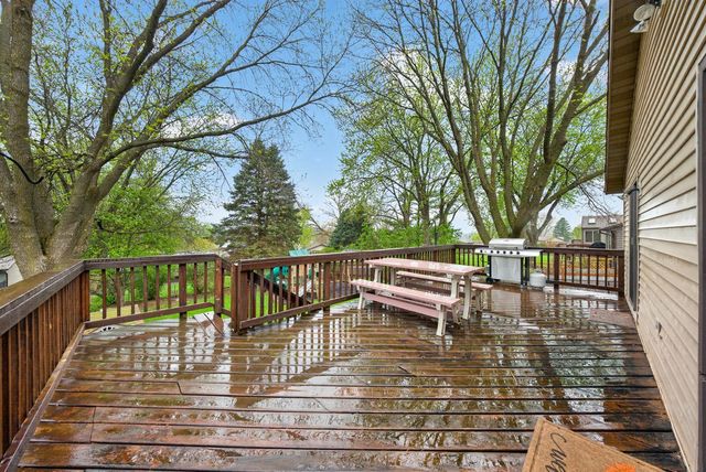 4306 1st Street NW, Rochester, MN 55901