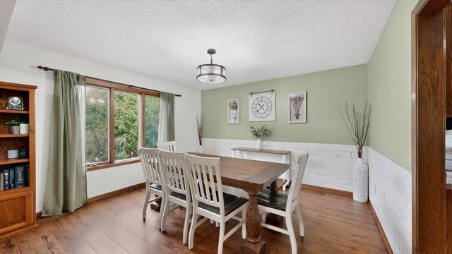 4306 1st Street NW, Rochester, MN 55901