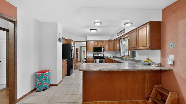 4306 1st Street NW, Rochester, MN 55901