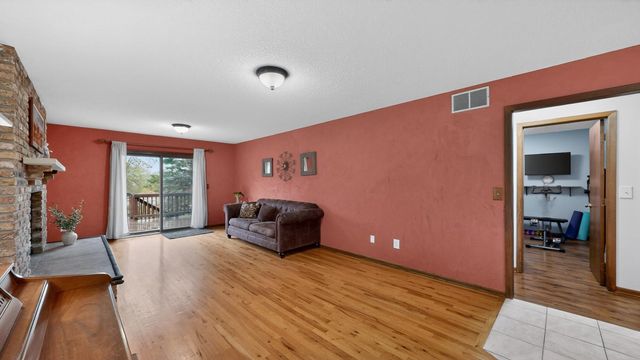 4306 1st Street NW, Rochester, MN 55901