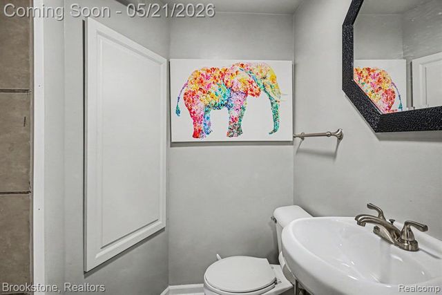 46561 Plum Grove Drive, Macomb, MI 48044