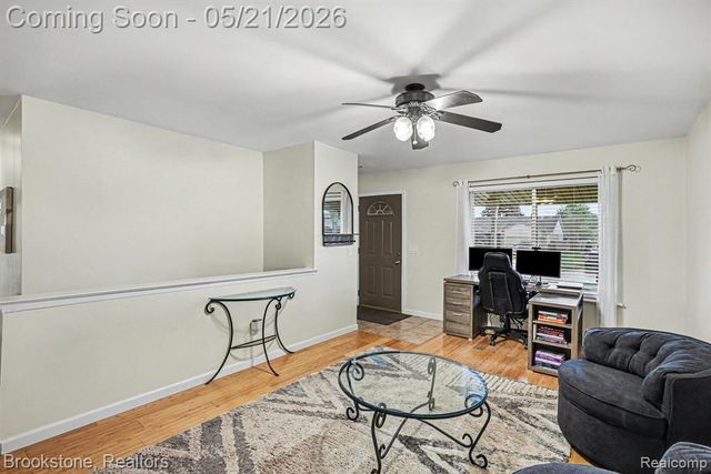 46561 Plum Grove Drive, Macomb, MI 48044