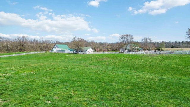 2620 Preachersville Road, Stanford, KY 40484