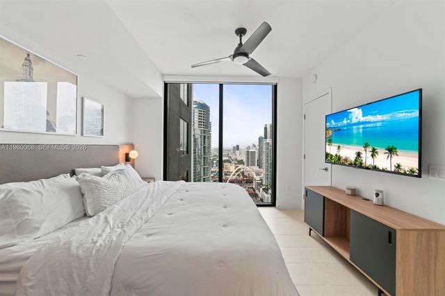 159 NE 6th St 4309, Miami, FL 33132